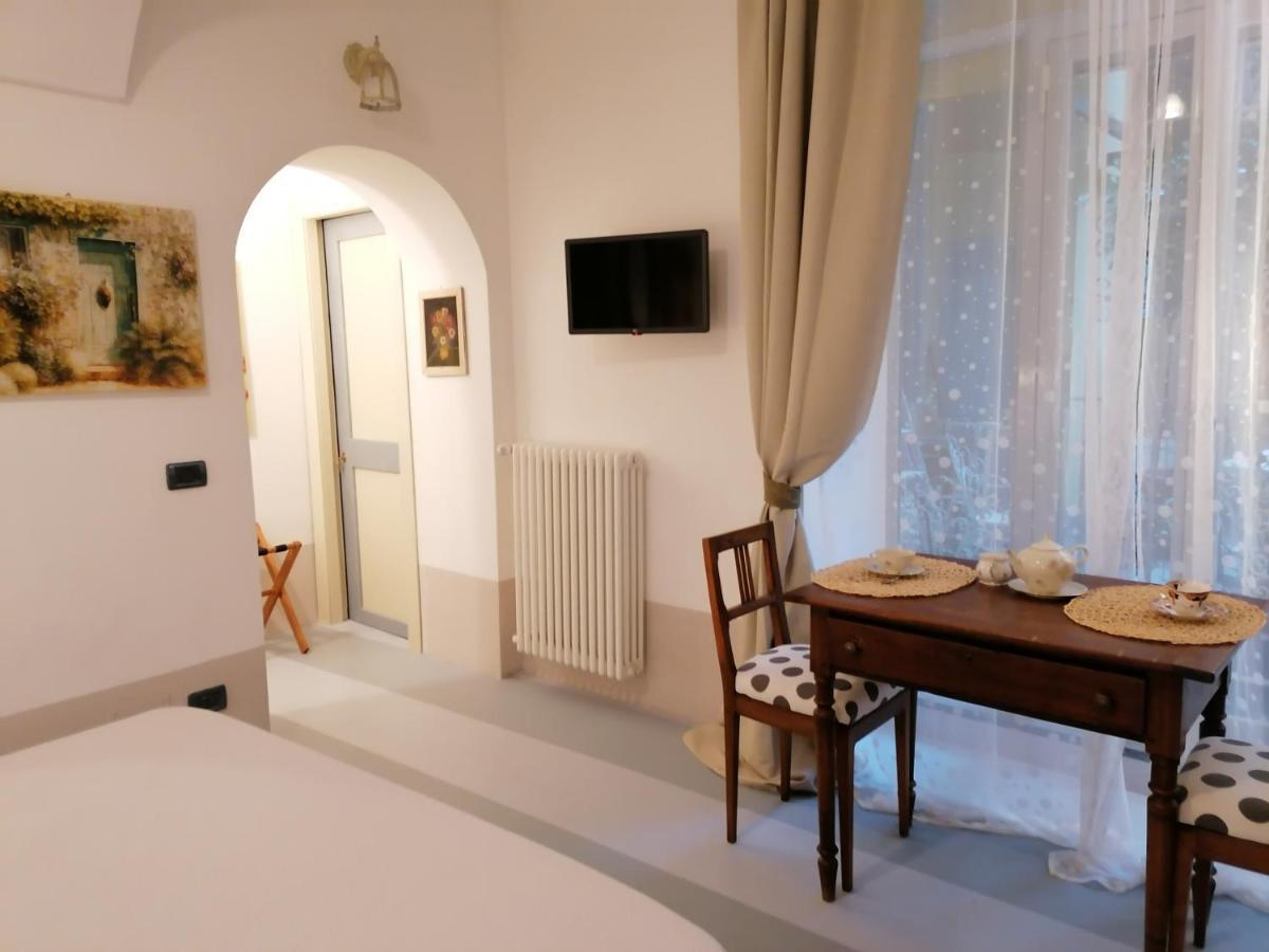 La Casa Del Cuore Турин Экстерьер фото